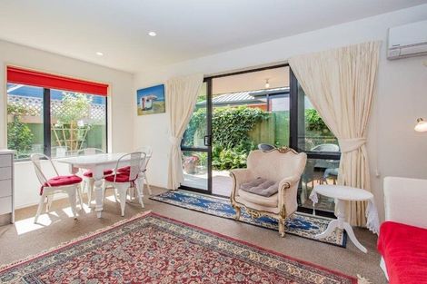 Photo of property in 2/85 Yaldhurst Road, Sockburn, Christchurch, 8042