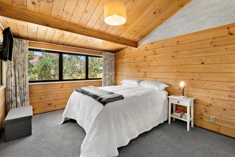 Photo of property in 43 Nimmo Avenue, Waikanae, 5036