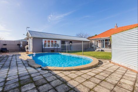 Photo of property in 79 Latham Street, Marewa, Napier, 4110