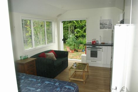 Photo of property in 11 Cambria Road, Devonport, Auckland, 0624