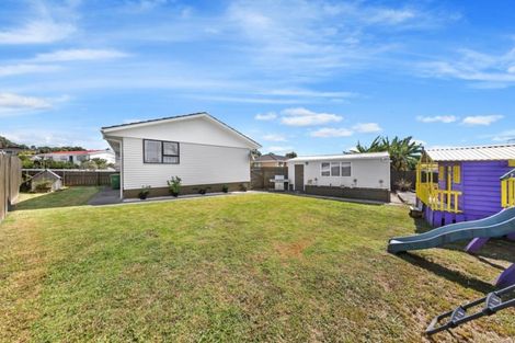 Photo of property in 21 Darnell Crescent, Clover Park, Auckland, 2019
