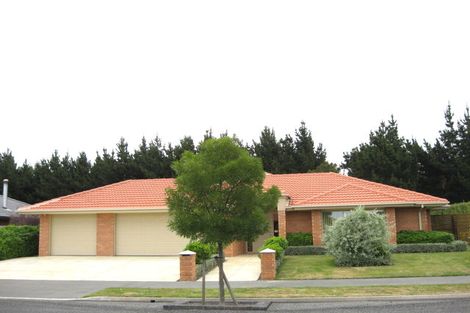 Photo of property in 19 Amoka Crescent, Parklands, Christchurch, 8083