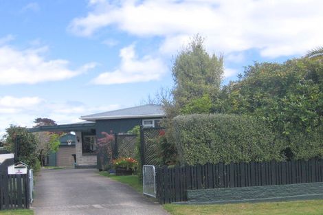 Photo of property in 5 Charles Crescent, Rainbow Point, Taupo, 3330