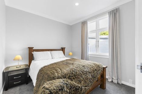 Photo of property in 22 Kingswood Street, Takaro, Palmerston North, 4412