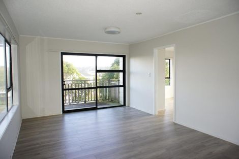 Photo of property in 3 Newport Place, Forrest Hill, Auckland, 0620