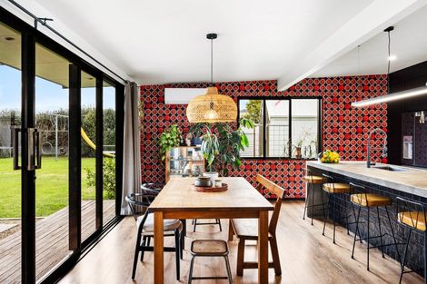 Photo of property in 1 Grey Street, Bay View, Napier, 4104