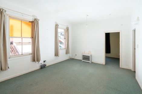 Photo of property in 9 Lipman Street, Mount Victoria, Wellington, 6011