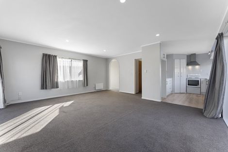 Photo of property in 47 Peppertree Glade, Kelvin Grove, Palmerston North, 4414