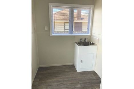 Photo of property in 39 Kairanga Street, Mangere East, Auckland, 2024