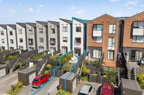 Photo of property in 46 Hobsonville Point Road, Hobsonville, Auckland, 0616