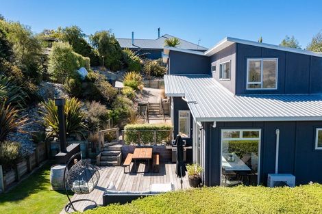 Photo of property in 17 Hillview Place, Wanaka, 9305