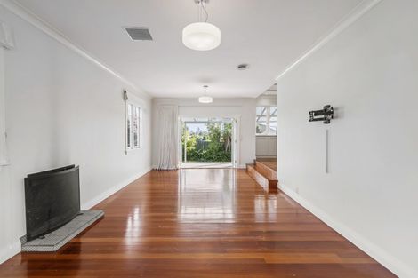 Photo of property in 176 Bayswater Avenue, Bayswater, Auckland, 0622