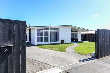 Photo of property in 24 Tukapa Street, Westown, New Plymouth, 4310