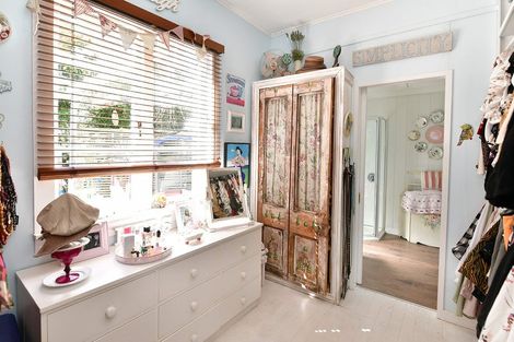 Photo of property in 2b Mcleod Street, Helensville, 0800