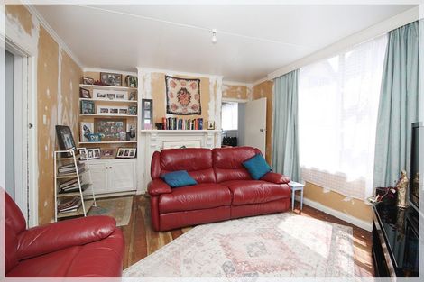 Photo of property in 11 Whittaker Street, Foxton, 4814