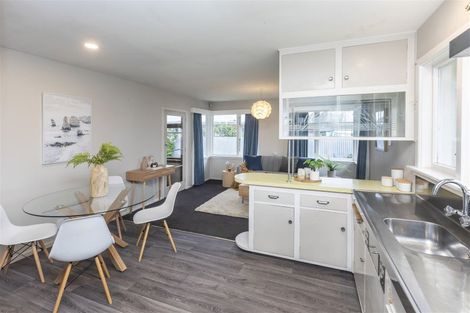 Photo of property in 21 Deloraine Street, Somerfield, Christchurch, 8024