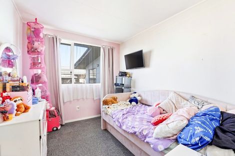 Photo of property in 27 Cross Street, Castlecliff, Whanganui, 4501