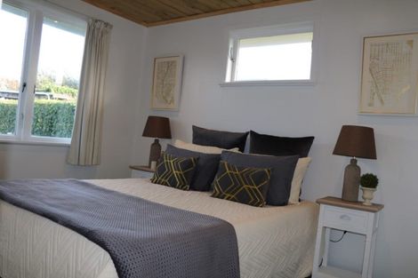 Photo of property in 28 Charles Road, Hannahs Bay, Rotorua, 3010