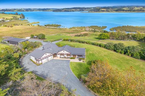 Photo of property in 71 Goodall Road, Snells Beach, 0920