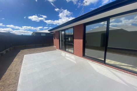 Photo of property in 12 Pioneer Crescent, Omokoroa, 3114