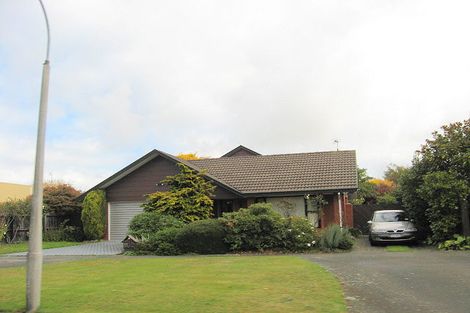 Photo of property in 27 Corfe Street, Ilam, Christchurch, 8041