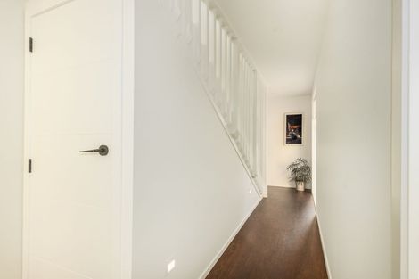 Photo of property in 94 Kotare Street, Waikanae, 5036