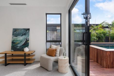 Photo of property in 21 William Gilbert Drive, Mangawhai, 0505