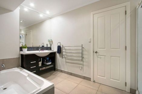 Photo of property in 23 Bramley Drive, Omokoroa, 3114