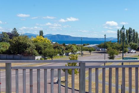 Photo of property in 136 Lisland Drive, Kinloch, Taupo, 3377