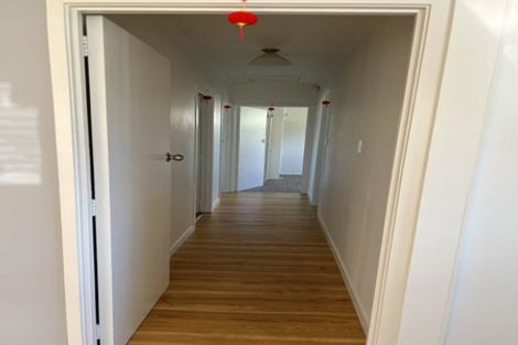 Photo of property in 11 Velma Road, Hillcrest, Auckland, 0627