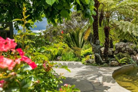 Photo of property in 6 Emily Lane, Greenhithe, Auckland, 0632