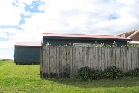Photo of property in 32 Kaye Road, Pataua North, Parua Bay, 0175