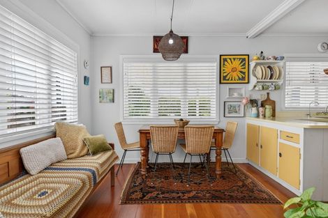 Photo of property in 1 Griffin Road, Maungaturoto, 0520