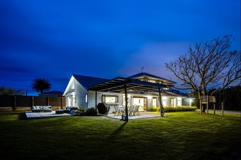 Photo of property in 8 Scarrott Road, Bay View, Napier, 4104