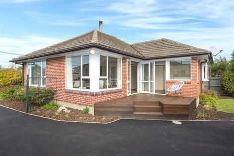 Photo of property in 117 Harris Crescent, Papanui, Christchurch, 8053