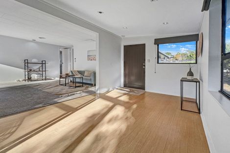 Photo of property in 6 Mataura Place, Clover Park, Auckland, 2019