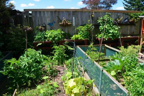 Photo of property in 14 Charles Street, Takapau, 4203