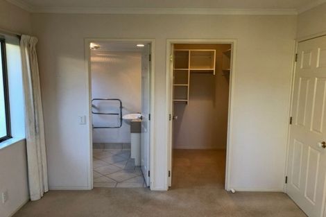 Photo of property in 39 Delmont Close, East Tamaki Heights, Auckland, 2016