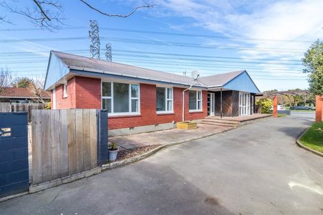 Photo of property in 316 Memorial Avenue, Burnside, Christchurch, 8053