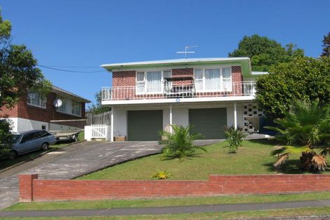 Photo of property in 39 Sheridan Drive, New Lynn, Auckland, 0600
