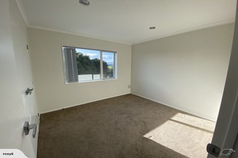 Photo of property in 43 Maylee Crescent, Gulf Harbour, Whangaparaoa, 0930