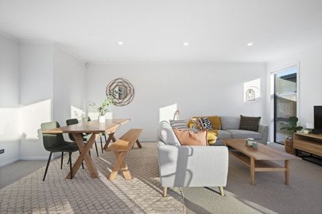 Photo of property in 10 Kenehi Road, Karaka, 2124