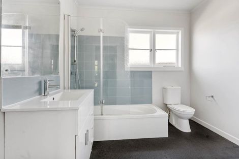 Photo of property in 1/30 Gloucester Road, Manurewa, Auckland, 2102