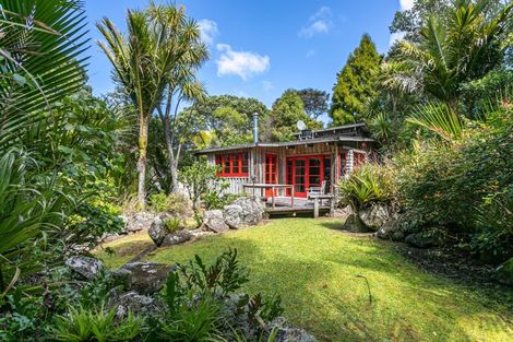 Photo of property in 10 Puriri Place, Tuateawa, Coromandel, 3583
