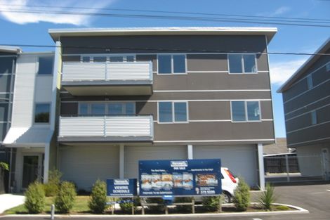 Photo of property in 7/12 Hutcheson Street, Sydenham, Christchurch, 8023