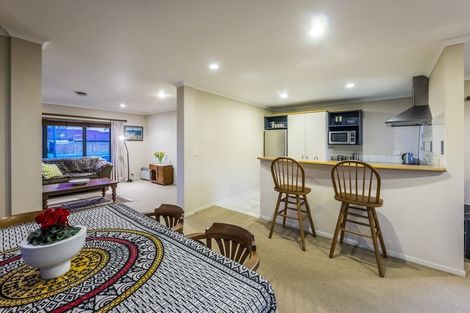 Photo of property in 36 Skelton Avenue, Randwick Park, Auckland, 2105