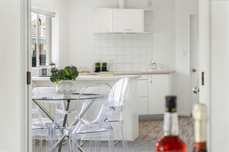 Photo of property in 3/116 Meadowland Drive, Somerville, Auckland, 2014