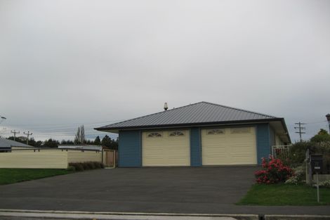 Photo of property in 20 Crossleigh Crescent, Balclutha, 9230