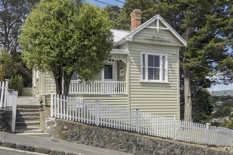 Photo of property in 30 Potatau Street, Grey Lynn, Auckland, 1021