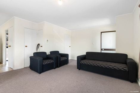 Photo of property in 1/6 Kennington Drive, Clendon Park, Auckland, 2103
